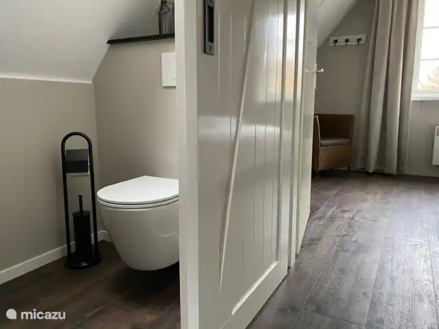 Tweede toilet op de verdieping.